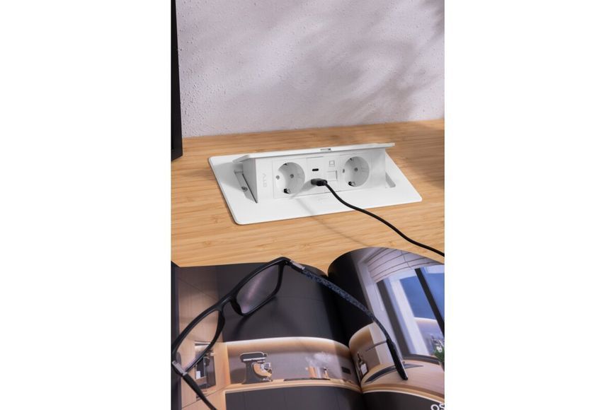 Блок розеток GTV MULTISOFT 2 розетки SCHUKO USB А+С + RJ45 провід 1,5м з вилкою Білий AE-PBSUR2GS-10 фото